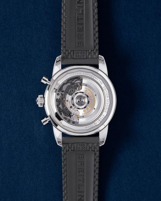 Breitling SuperOcean Heritage B01 Chronograph 44 AB0162 Image 2